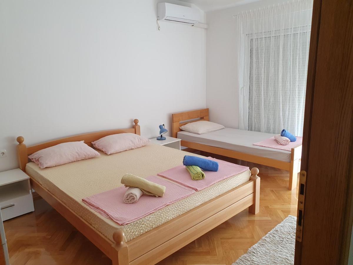 Apartment Faraon Free Private Parking โมสตาร์ ภายนอก รูปภาพ